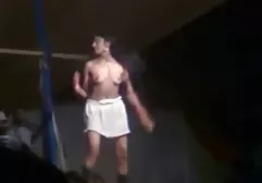 potężni faceci mamuśki darmowe filmy sex pieprzą dziwkę do punktu i dają im smaczną spermę