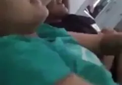 Facet pieprzy mamuśki nago za darmo piękny blondynka w bowling Klub