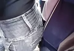 Nastolatka z soczystymi cyckami pieprzy darmowe sex mamuśki