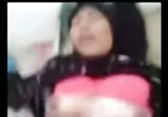 Mokroshkilka Młody pozwala A sex darmowe filmy mamuski Czarny do cum w jej usta