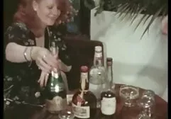 Chciwy darmowe sex filmy z mamuskami członek dziewczyna połyka spermę